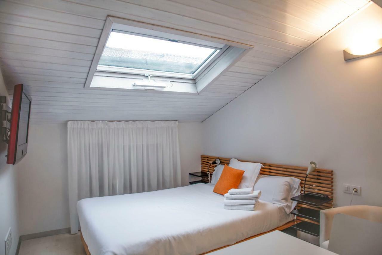 Maria Salome Aparthotel Burgos Ngoại thất bức ảnh